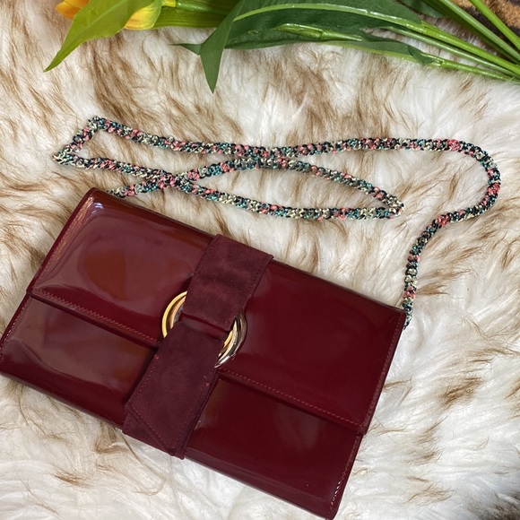 Cartier Trifold Wallet in Patent Leather with unbranded multicolor chain - Picture 12 of 13